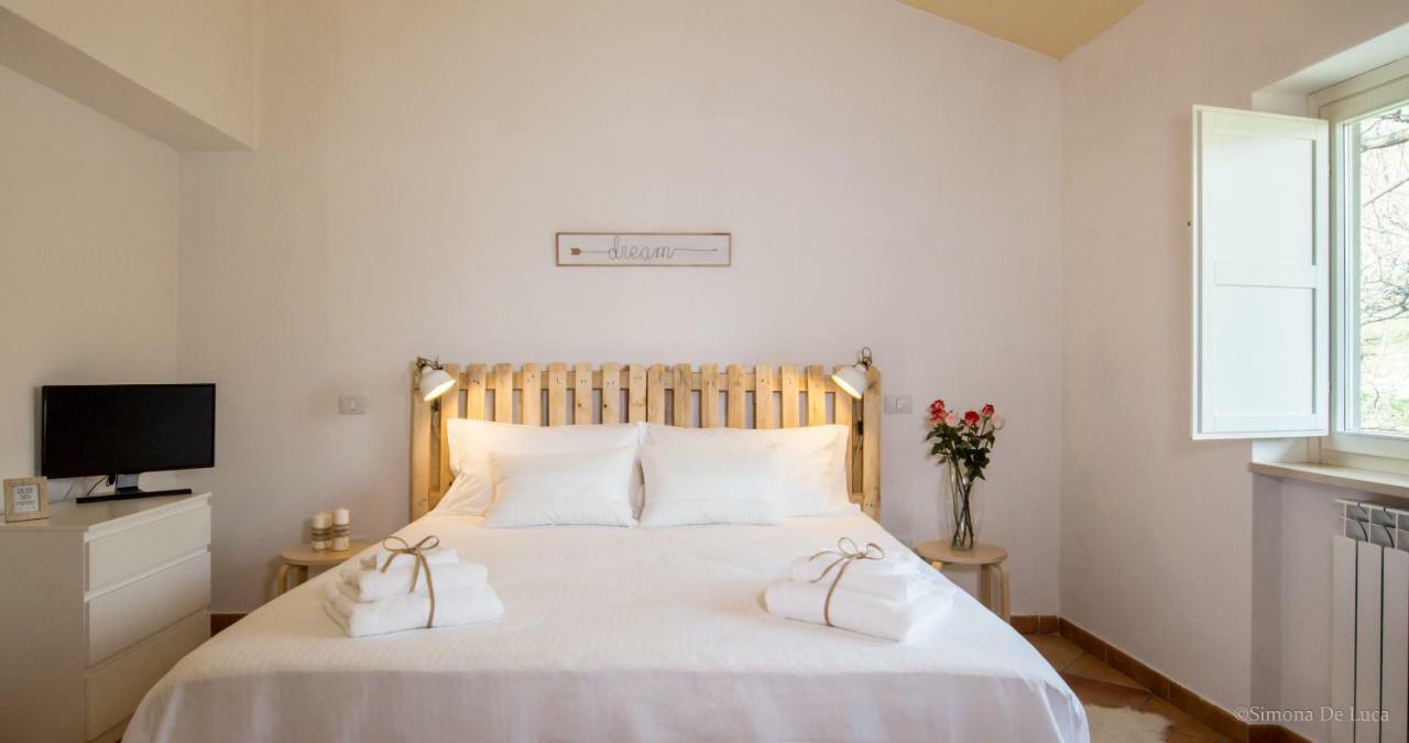 Bonjour Bonheur Bed and Breakfast Avellino Eksteriør billede