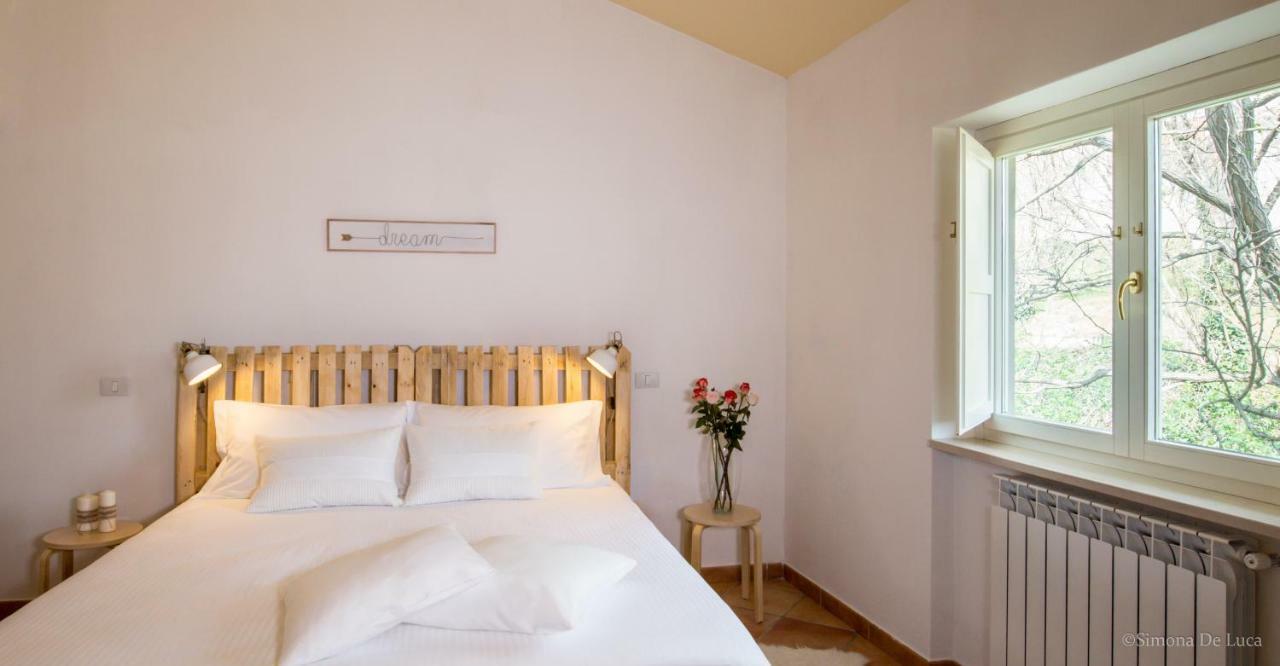 Bonjour Bonheur Bed and Breakfast Avellino Eksteriør billede